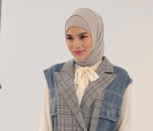 Davina Karamoy, Masuk Islam gegara Baca Ayat Al Isra Ayat 44-46