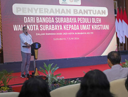 Pemkot Surabaya-BSP Beri Bantuan Sembako hingga Modal Usaha untuk Jemaat Nasrani Oikumene