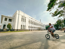 Hidupkan Suasana Kota Lama, Pemkot Surabaya Cat Ulang Cagar Budaya di Kawasan Zona Eropa