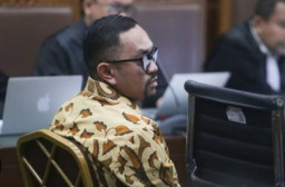 Ditanya Soal Nasdem Bagikan Paket Sembako ke 34 Provinsi, Sahroni: Tidah Tahu Yang Mulia!