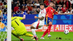 Berkat Donnarumma, Italia Cuma Kalah Tipis dari Spanyol