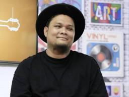 Virgoun Ditangkap Bersama Seorang Wanita Berinisial PA di Kamar Kos, Siapa Dia?