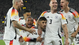 Disertai Petir dan Hujan Es, Jerman Tundukkan Denmark 2-0