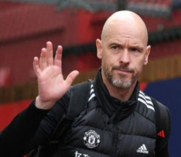 MU Batal Pecat Erik Ten Hag