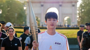 Jin BTS Bawa Obor Olimpiade Paris 2024, Mengaku Sangat Gugup