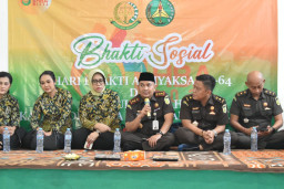 Kejari Tanjung Perak Gelar Berbagai Kegiatan Sosial untuk Memperingati Hari Bhakti Adhyaksa ke-64