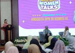 Kris Dayanti Soroti Produk Kefarmasian di HUT Nasyiatul Aisyiyah ke-93