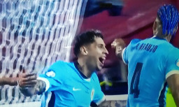 Uruguay Usir Tuan Rumah USA