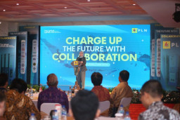 PLN Gandeng 28 Mitra Badan Usaha Kembangkan SPKLU, SPBKLU dan Home Charging
