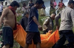 Diduga Jatuh, Mayat Ibu Rumah Tangga Ditemukan di bawah Jembatan Rel Kereta Api