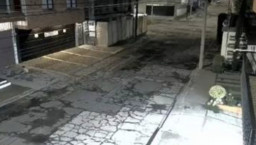 Tak Diawasi Orang Tua, Balita Jatuh dari Lantai 2