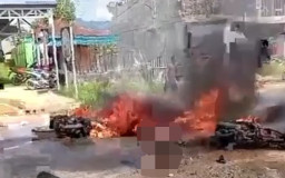 Tiga Orang Terbakar saat Dua Motor Adu Banteng di Singkawang