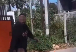 Ojol Baku Hantam dengan Penumpang yang Tak Mau Bayar