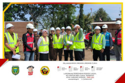 Pastikan Sesuai Aturan, Pj Wali Kota Madiun Ajak Jaksa Sidak Proyek IPLT