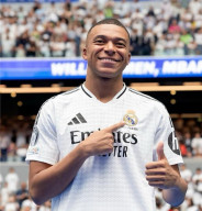 Mbappe Resmi Diperkenalkan di Real Madrid
