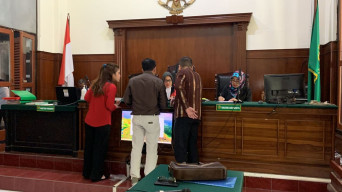 Hakim Peringatkan Agar PT. Sapta Permata Hadirkan Direktur Yenny Widya