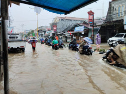 Hujan Guyur Kotabaru, Beberapa Ruas Jalan Tergenang Air