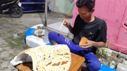 Jasa Rias dan Penyewaan Pakaian Adat di Lamongan Banjir Order