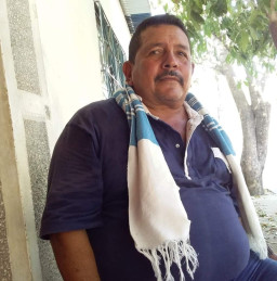 Hindari Genangan Lumpur, Tabrak Tiang Listrik lalu Kesetrum