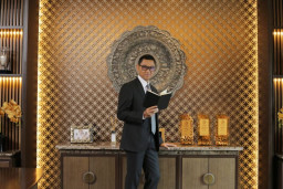 Lestari Award 2024: Dirut PLN Sabet Sustainable Leader of The Year in Energy Transition