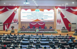 Bacalon Bupati Abdul Ghofur, Masih Dilantik Jadi Anggota DPRD Lamongan