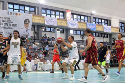 Wali Kota Eri Buka Kompetisi Basket Heroes City League East Java 2024