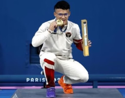 Raih Emas di Cabor Angkat Besi, Bonus Miliaran Menunggu Rizki Juniansyah