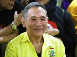 Ingin Fokus Momong Cucu dan Bangun Masjid, Jusuf Hamka Ikut Jejak Airlangga Mundur dari Golkar