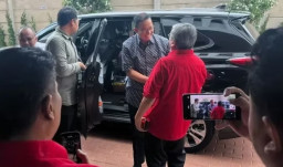 Sambangi Kantor DPD PDIP DKI Jakarta, Anies Tinggal Tunggu Keputusan DPP