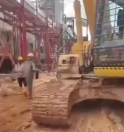 Pekerja PT BAI Tewas Usai Terlindas Excavator 