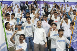 Wali Kota Eri Buka Kejuaran Bola Basket antar SMA/SMK se-Surabaya