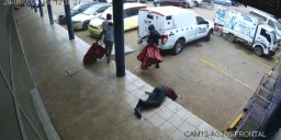 Perampok Bersenjata Api, Tembak Mati Satpam dan Kuras Miliaran dari Bank