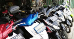 Polisi Angkut Puluhan Motor 'Hantu' di Sebuah Rumah di Kabupaten Bekasi