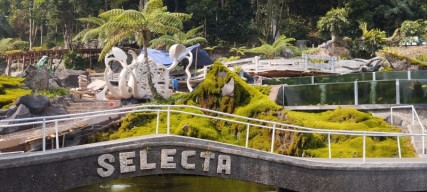 Taman Rekreasi Selecta Sedang Membangun Sensasi Spot Foto Layaknya Jaman Prasejarah