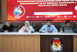 Ketua KPU Kota Batu Minta PPK & PPS Rapatkan Barisan