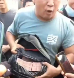 Kepergok Gasak Uang Rp 100 Juta, Dua Perampok Dihajar Massa