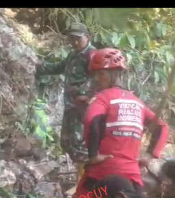 Pekerja Tambang Wanita Tewas Terhimpit Bebatuan