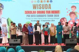 Pemkot Surabaya Gelar Wisuda Untuk 12.440 Peserta SOTH Lulusan 2024