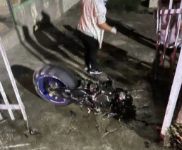 Hindari Mobil, Truk malah Tabrak Motor yang Ditumpangi Sepasang Kekasih