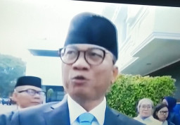 Beredar Surat Resmi Kemendes Mengundang Kades Hadiri Haul Ibunda Sang Menteri, Yandri Minta Maaf