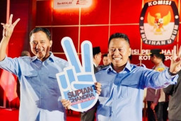 Pasangan Supian Suri dan Chandra Rahmansyah Unggul Survei Indikator di Pilkada Depok 2024