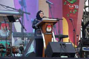 Hadir Dalam Kirab Maskot Pilkada Serentak, PJS Wali Kota Surabaya Dukung Gelaran Pilkada Serentak