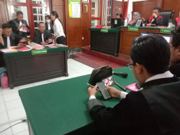 Demi Pasang Susuk, Elizabeth Susanti Ngaku Investor SPBU