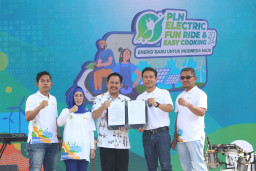 Pemkot Surabaya Bersama PLN Tambah 4 Titik SPKLU, Langkah Optimalisasi Kendaraan Listrik