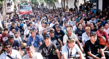 Warga Desa Adat Bugbug Sepakat Gugat Perdata dan Pidana Kelian Adat Bugbug