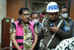Melalui Zarof Ricar, Uang Akan Diserahkan ke Hakim Agung