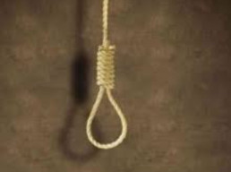 Bikin Heboh! Mayat Tergantung di Pohon Pakai Kaos Hitam dan Celana Coklat