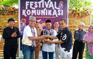 Dies Natalis ke-60 Stikosa AWS Lebih Semarak