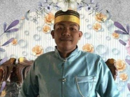 Pemuda Ini Tewas Tertusuk Badiknya Sendiri saat Angngaru di Pesta Nikahan