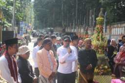 Grebeg Kampung Ramaikan Festival Meranti Putih Peformance Art Festival #3 2024